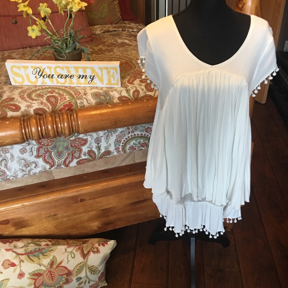 Ivory, silky Pom Pom embellished top size 2XL